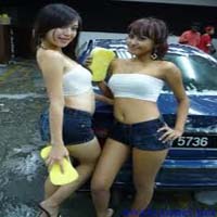 wash car girl